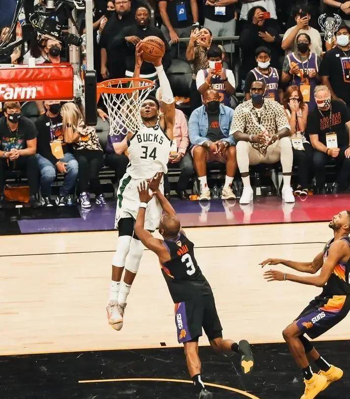 咪咕官方网站 -包含密尔沃基雄鹿发布备战花絮，清晨再遭质疑，NBA季后赛任务艰巨，心理建设被强调的词条